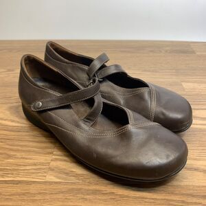 Wolky Womens Mary Jane Shoes Size 10 US Brown Leather Z Strap‎